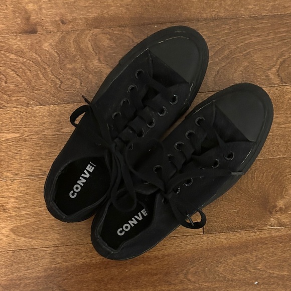 Classic Black Converse Sneakers, women’s 6.5 - Picture 6 of 8